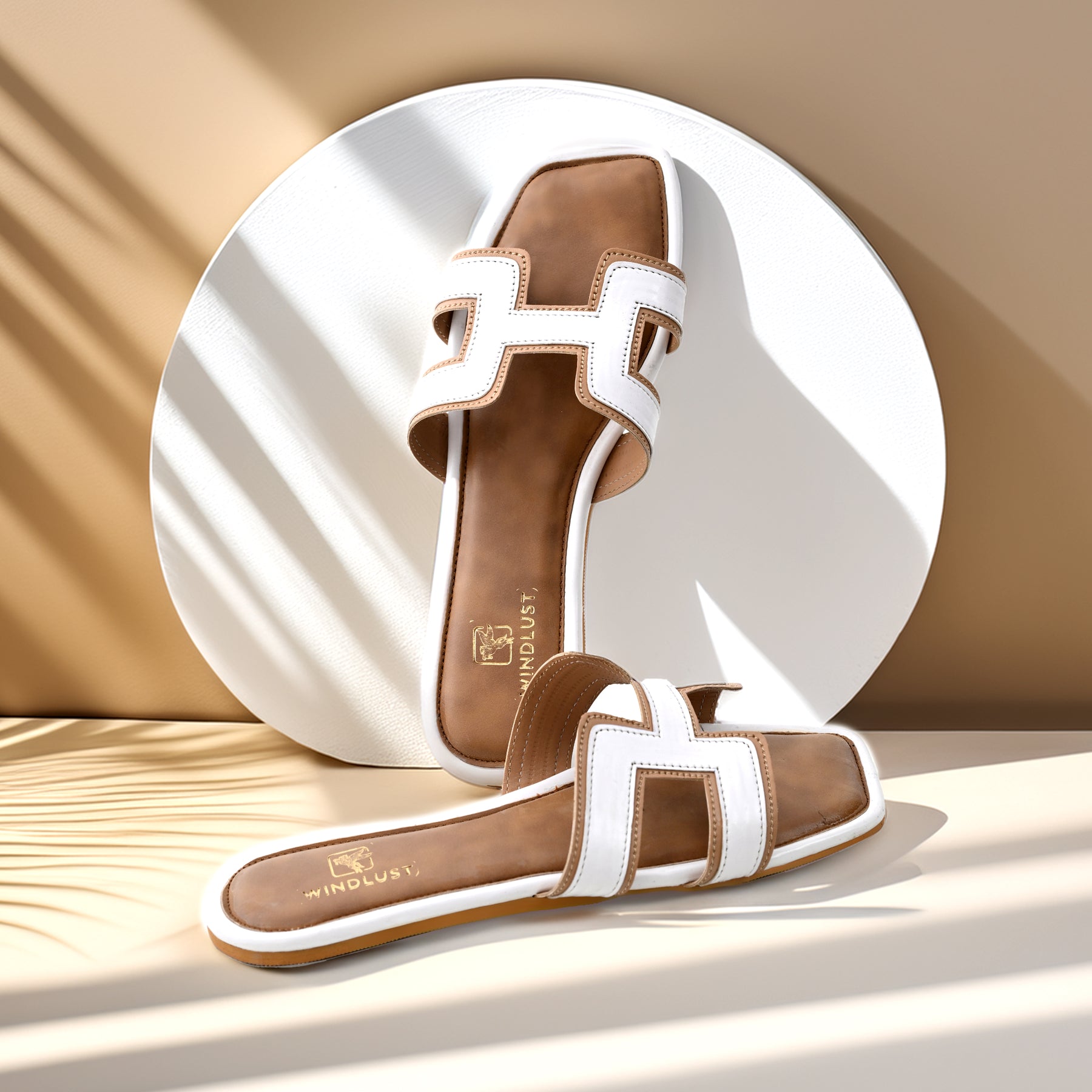 4-Way Cut DuoTone Flats - Beige & White