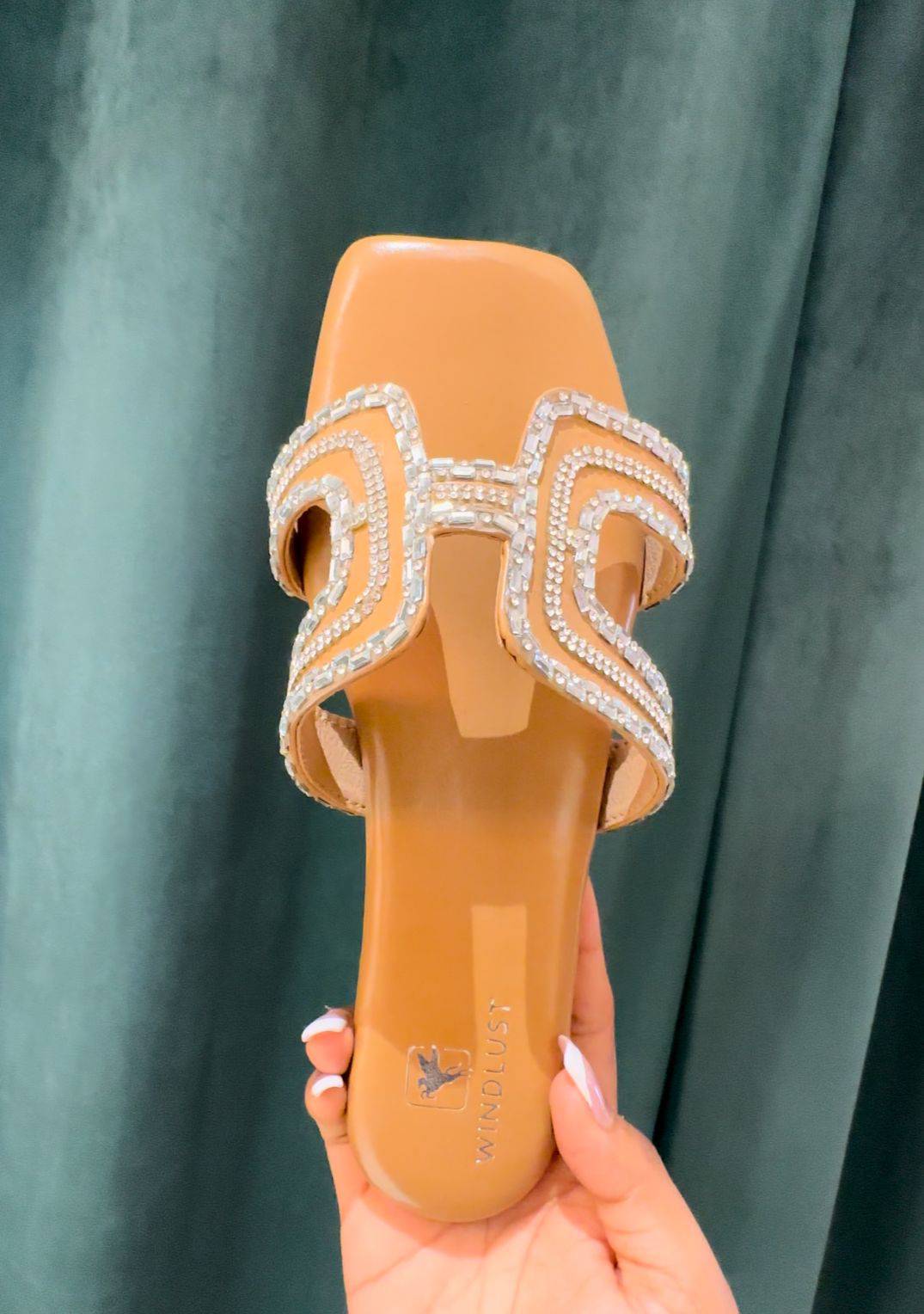 4-Way Cut Flats - Beige - Windlust