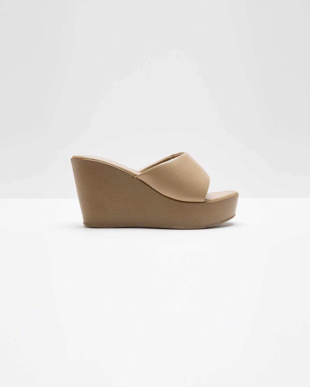 Solid Wedges - Nude Shade