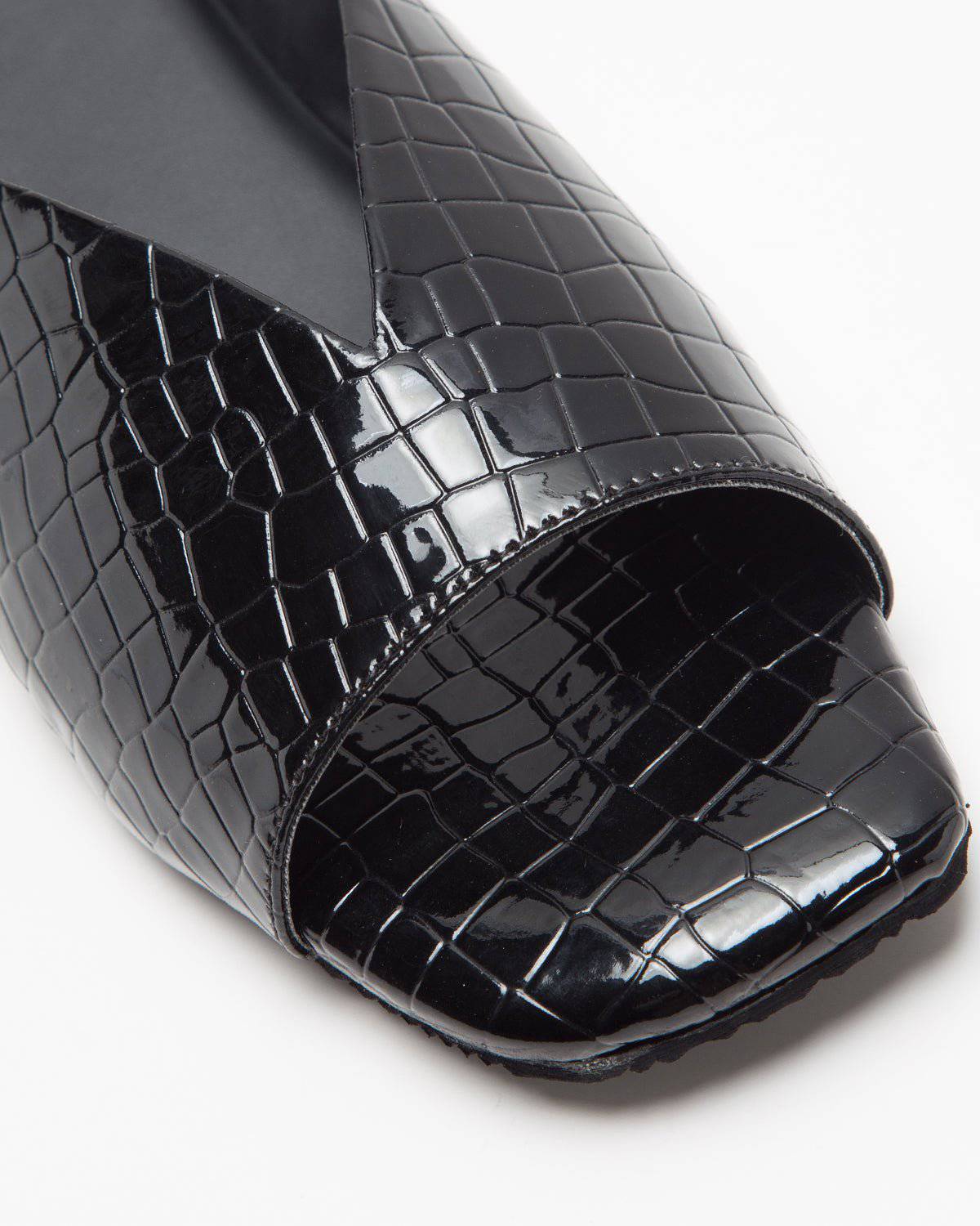 Ergo Croc Leather Pattern Black Flats - Windlust