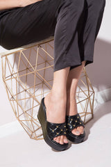 Quilt 'n' Stud High Wedge - Glossy Black